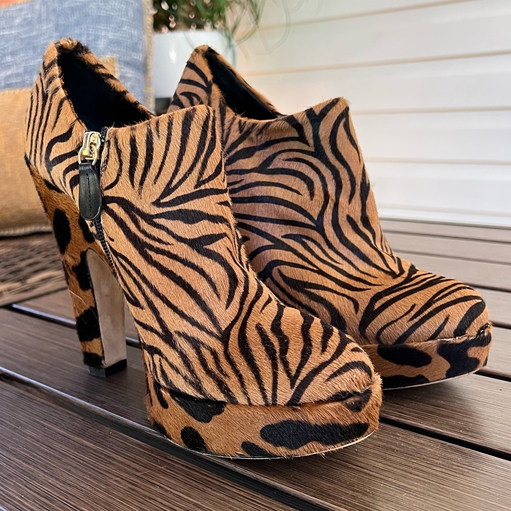 Jerome C. Rousseau tiger platform booties size EU 39 1/8.
